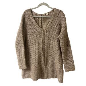 Anthropologie sweater by Moth oatmeal color sz medium